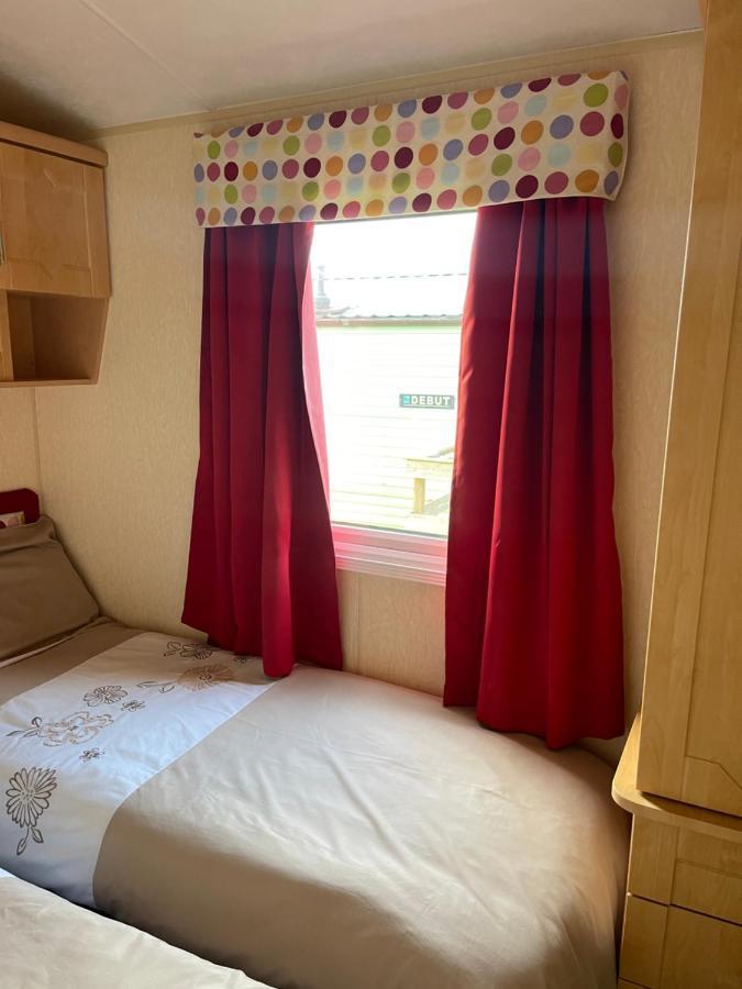 Immaculate 2-Bed Static Caravan At Monrieth ニュートン・スチュワート エクステリア 写真