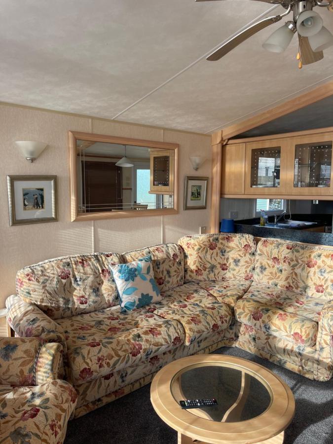 Immaculate 2-Bed Static Caravan At Monrieth ニュートン・スチュワート エクステリア 写真