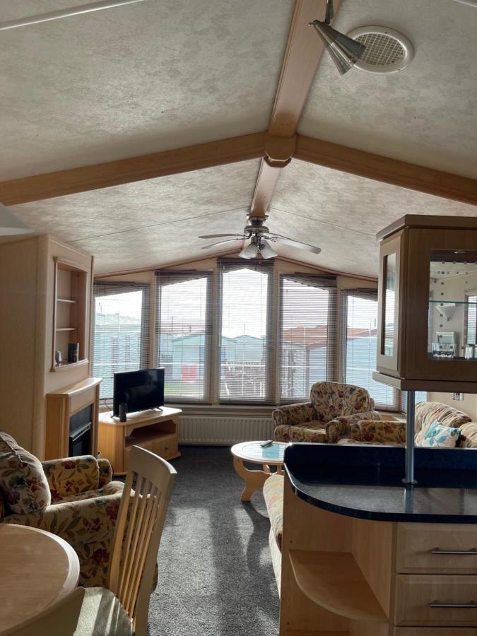 Immaculate 2-Bed Static Caravan At Monrieth ニュートン・スチュワート エクステリア 写真