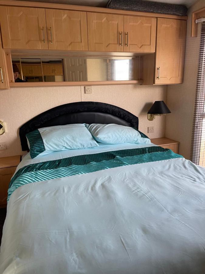Immaculate 2-Bed Static Caravan At Monrieth ニュートン・スチュワート エクステリア 写真