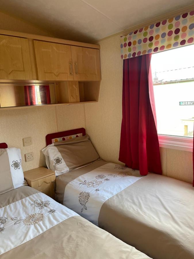 Immaculate 2-Bed Static Caravan At Monrieth ニュートン・スチュワート エクステリア 写真